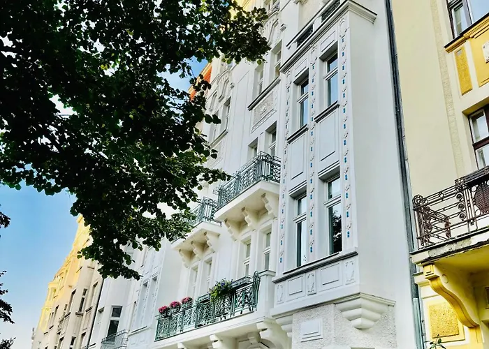 Esmoa - Ovenecka, 7 - Plne Vybaven